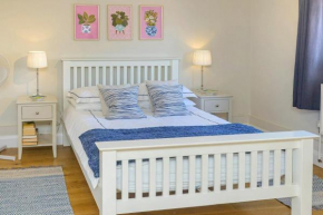 Cosy & Central Brockenhurst Flat, 2BR